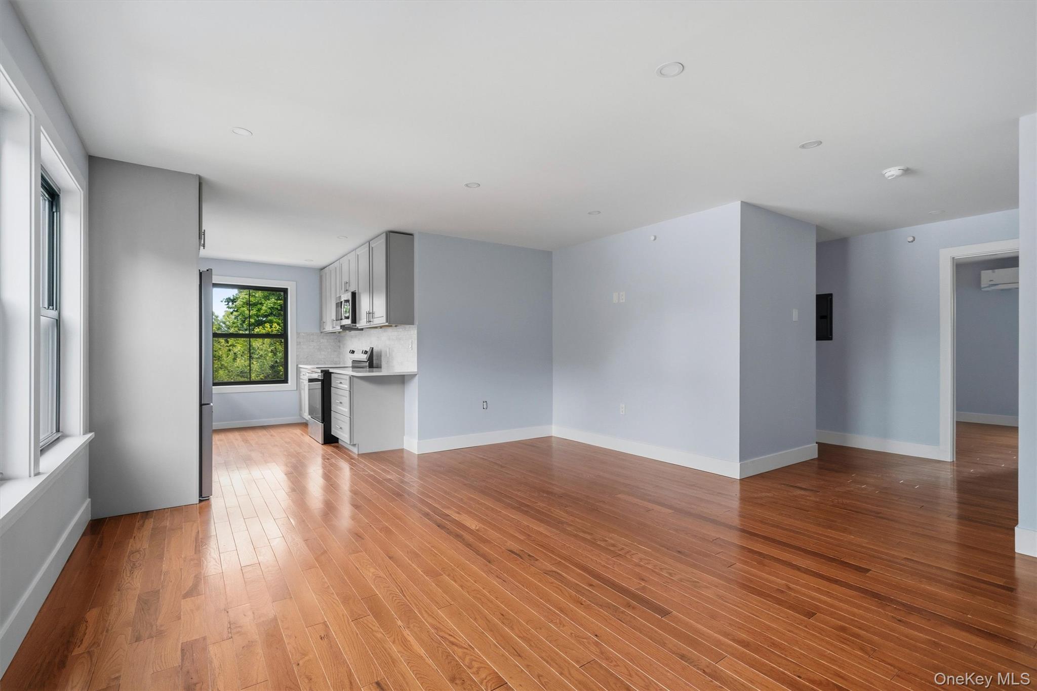 133 N Miller Street 1a Property Photo 5