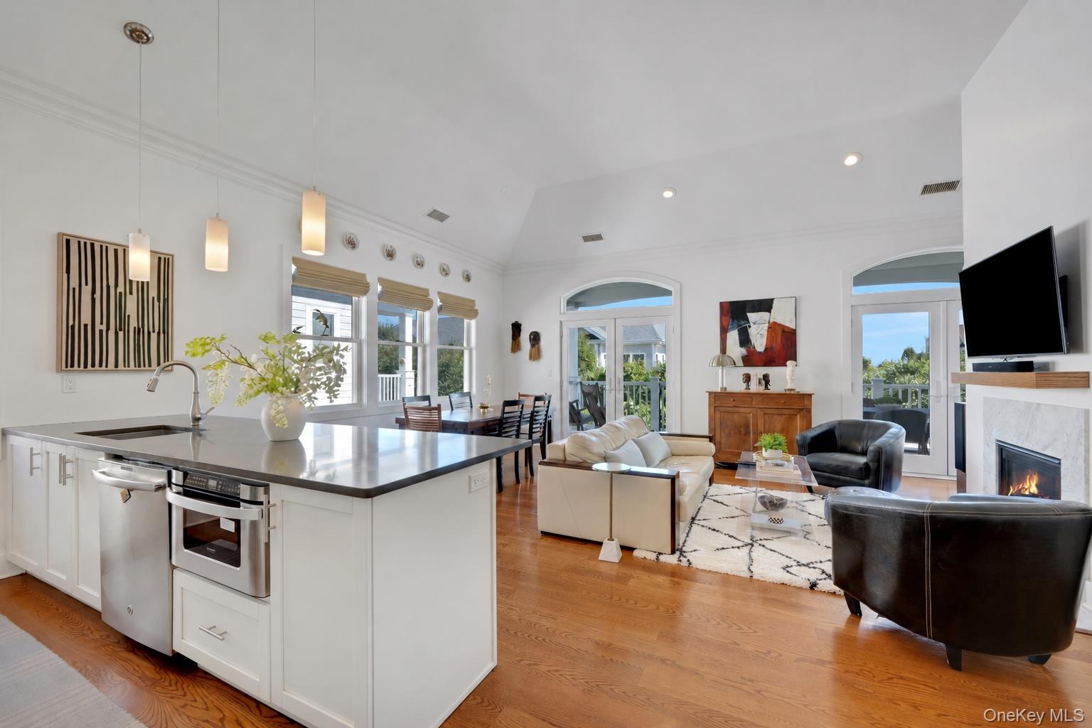 63 Island Point 63 Property Photo 5