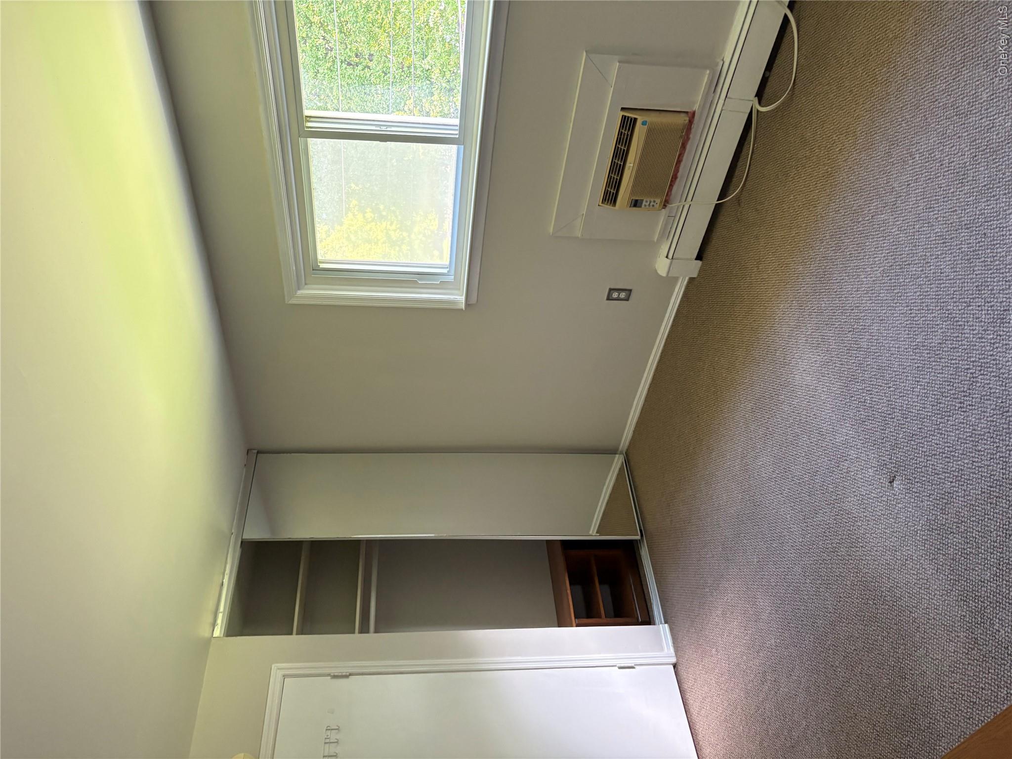 4 Fishkill Glen Drive C Property Photo 10