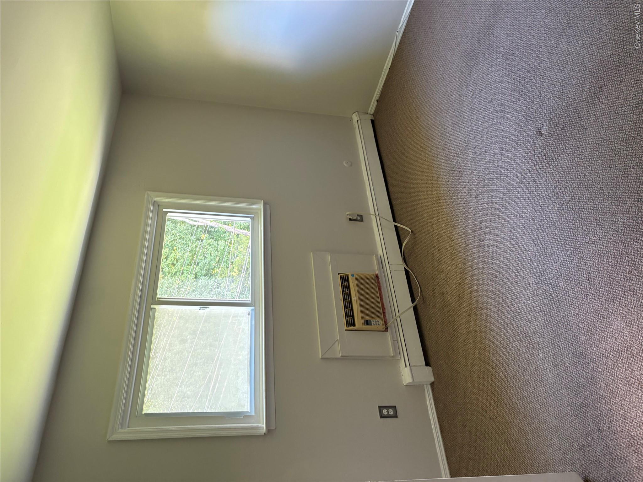 4 Fishkill Glen Drive C Property Photo 11