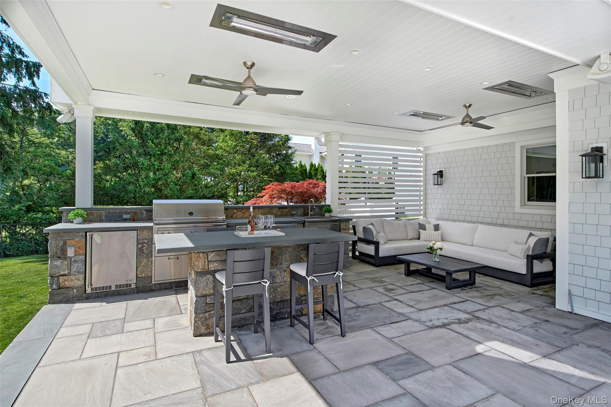 27 Pinehurst Drive Property Photo 8