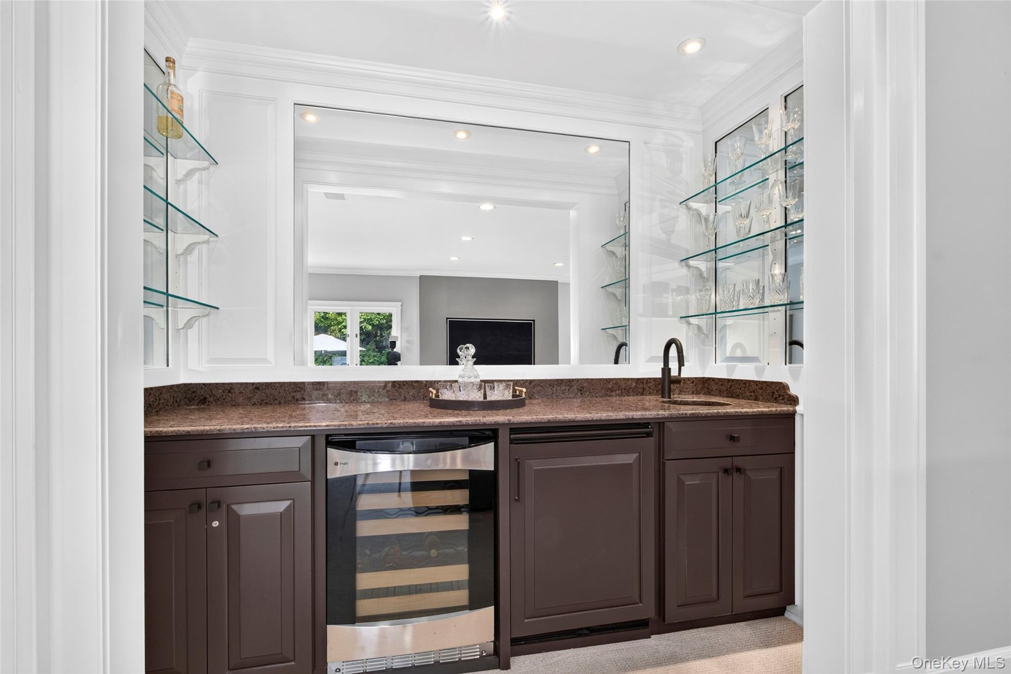 27 Pinehurst Drive Property Photo 16