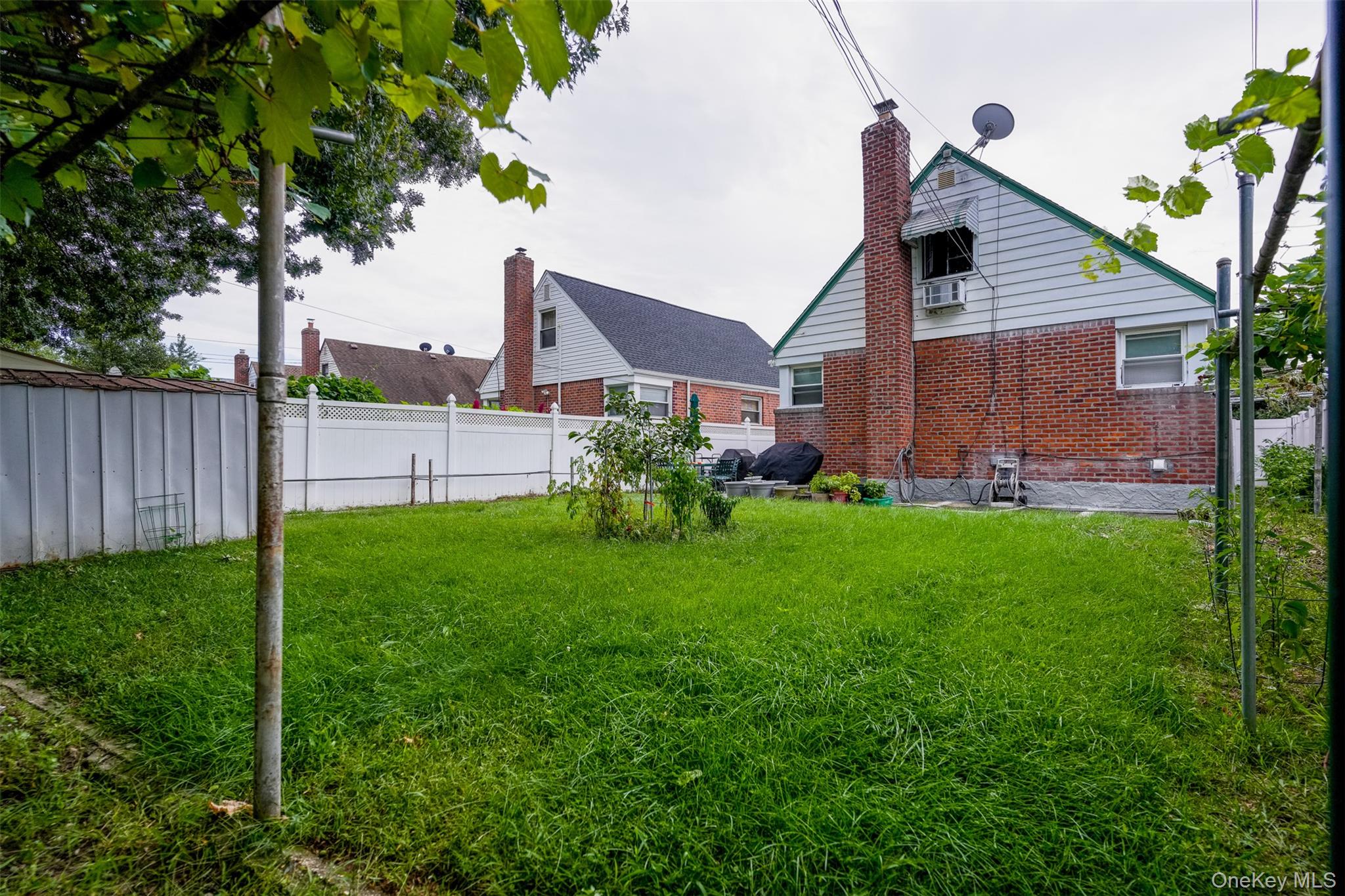 83-15 253rd Street Property Photo 17