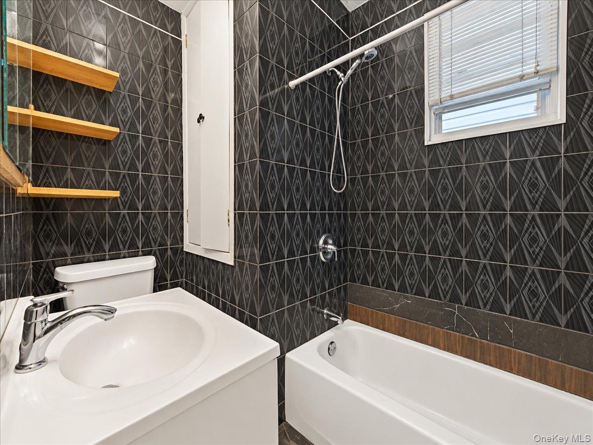 8407 89th Avenue Property Photo 12