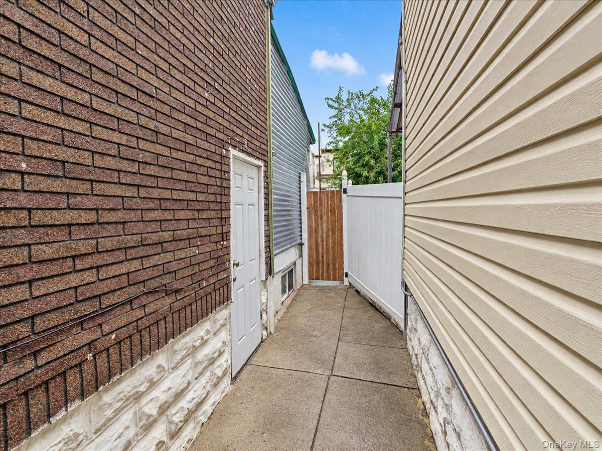 8407 89th Avenue Property Photo 25