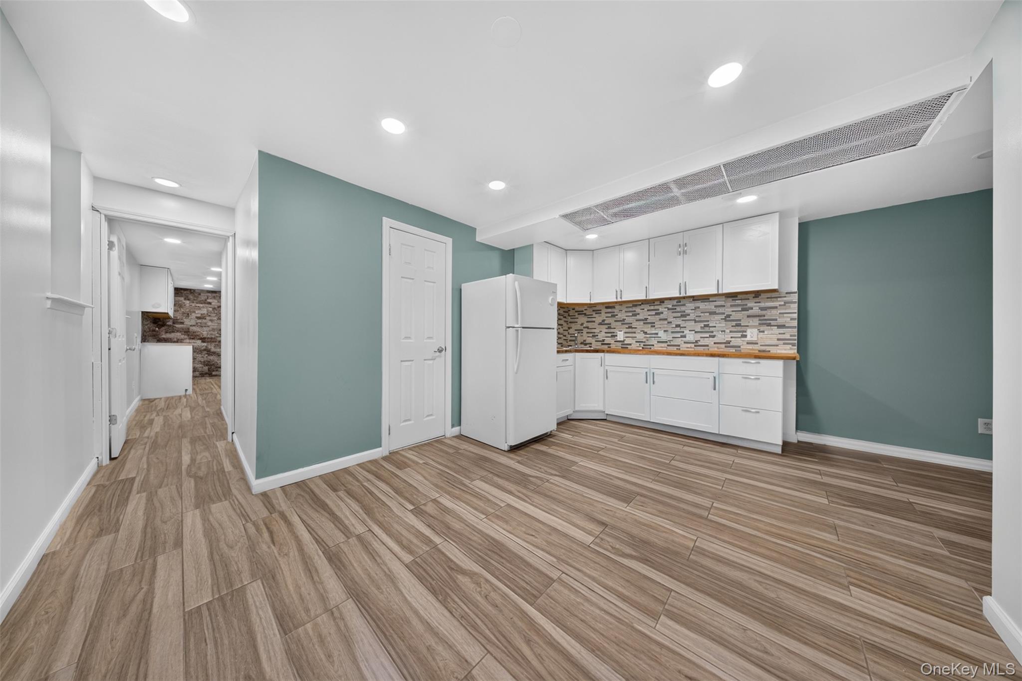 80 Schenck Avenue Property Photo 20