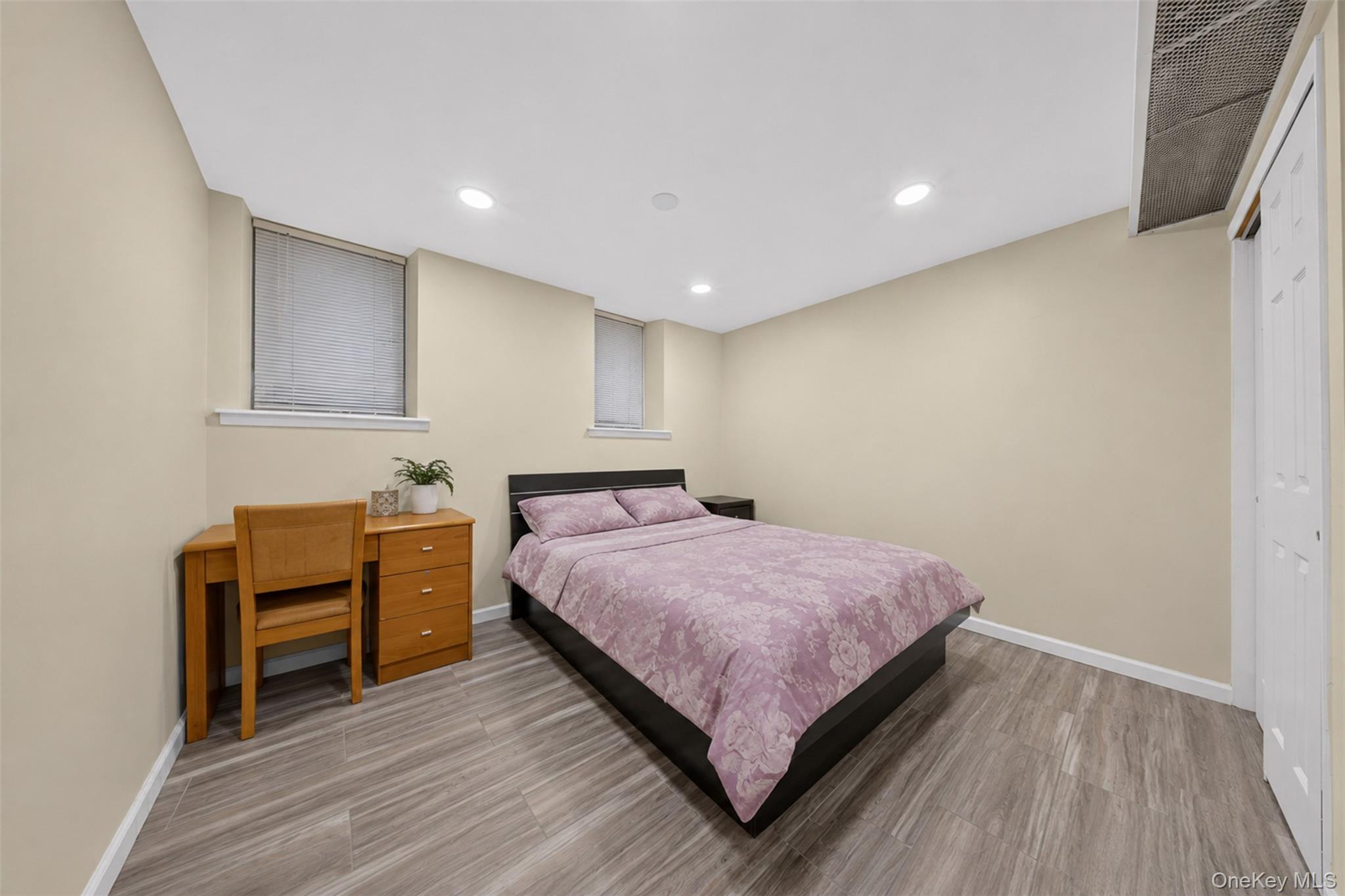 80 Schenck Avenue Property Photo 25