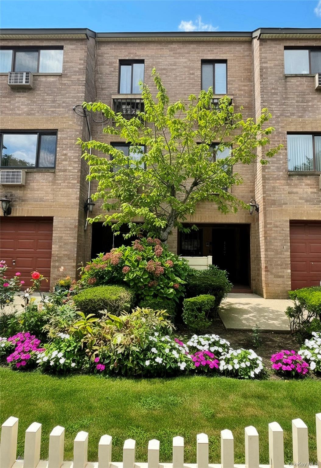 153-14 83rd Street 5D-U Property Photo 1