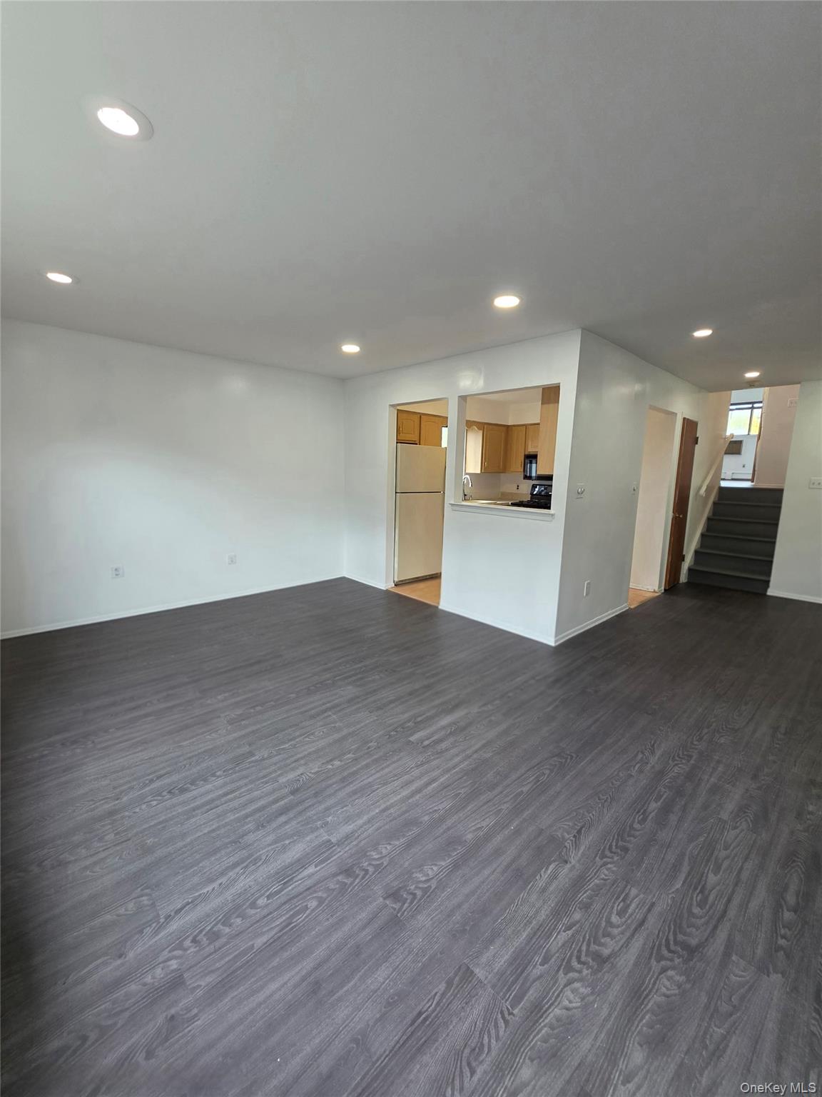 153-14 83rd Street 5d-u Property Photo 6