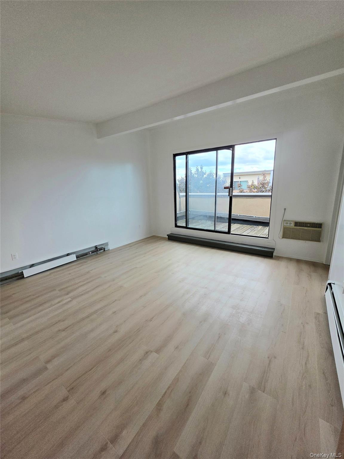 153-14 83rd Street 5d-u Property Photo 12