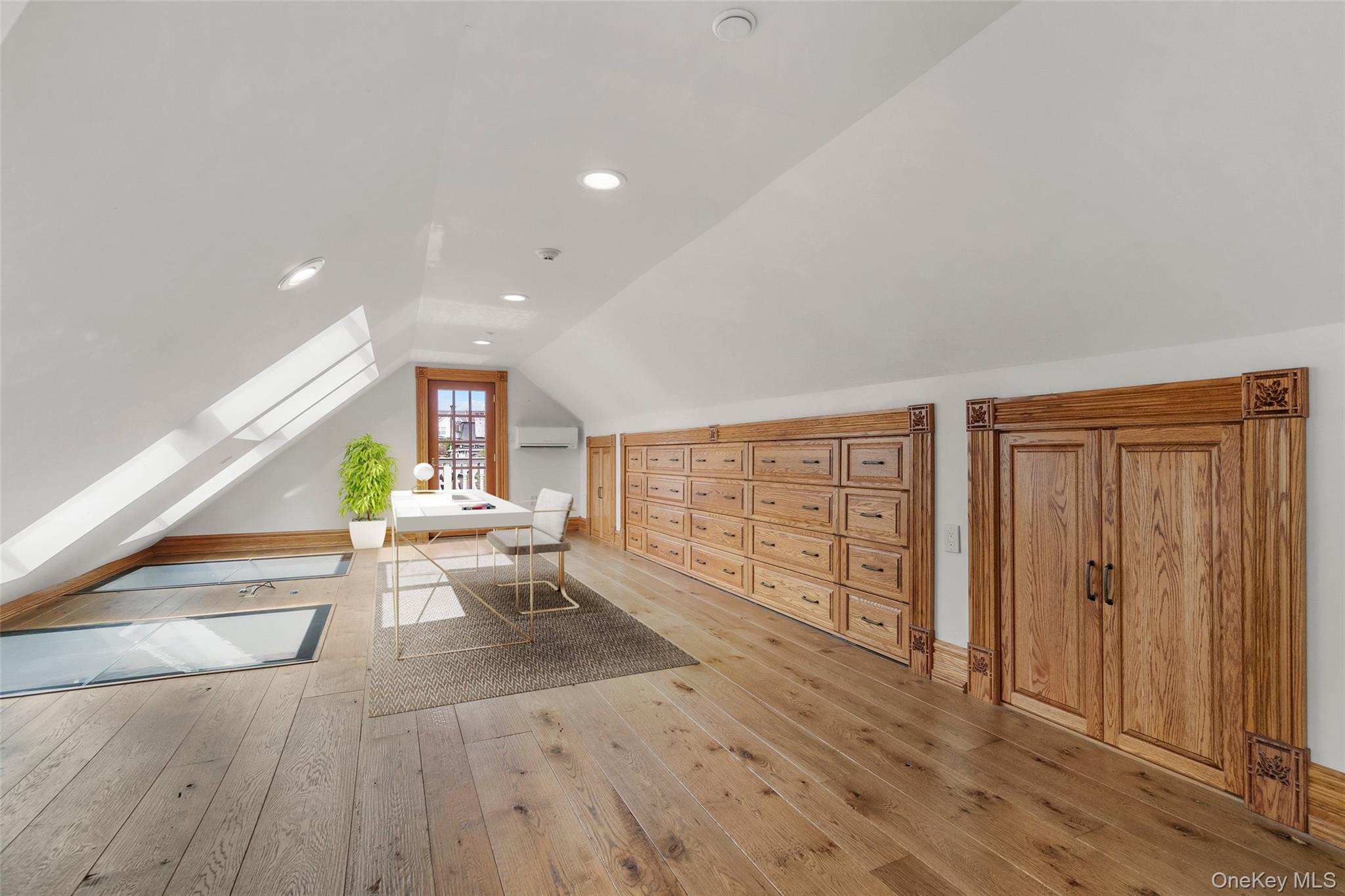 43 Ackerman Street Property Photo 24
