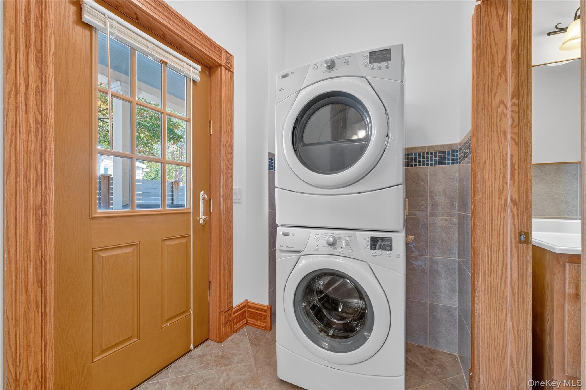 43 Ackerman Street Property Photo 45