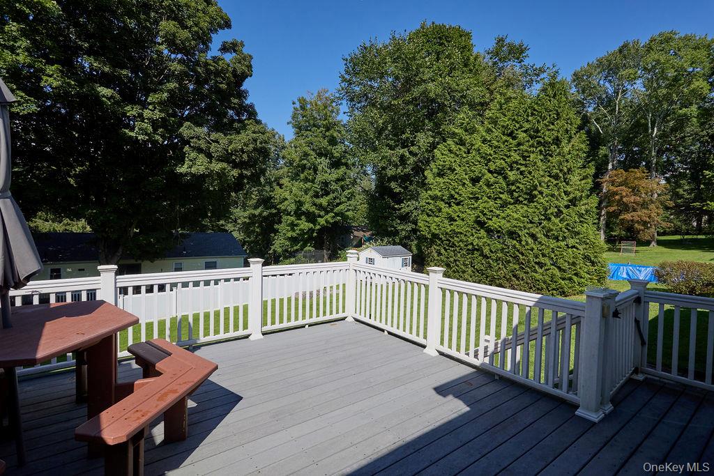 7 Pine Road Property Photo 17