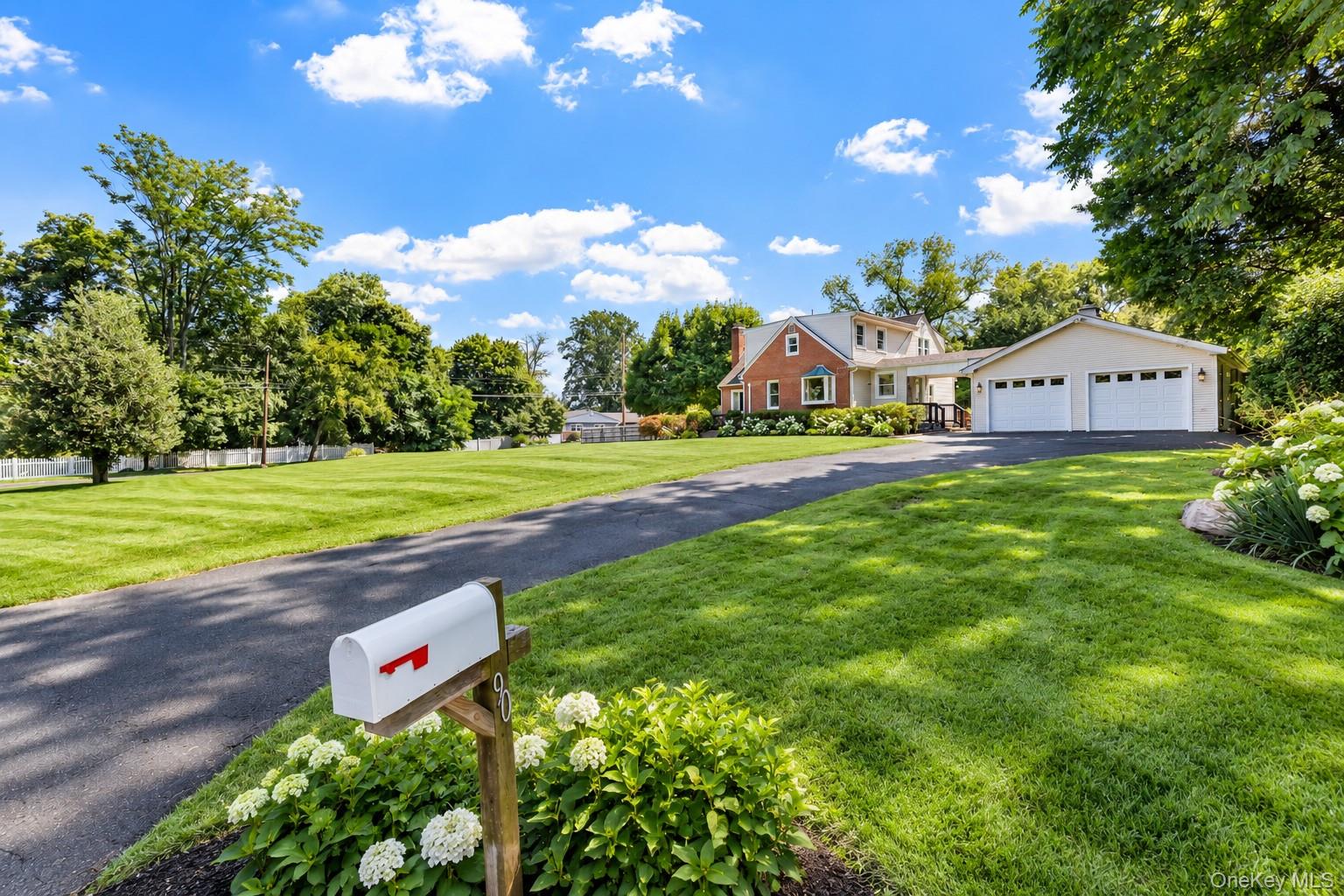 90 Palisade Avenue Property Photo 3