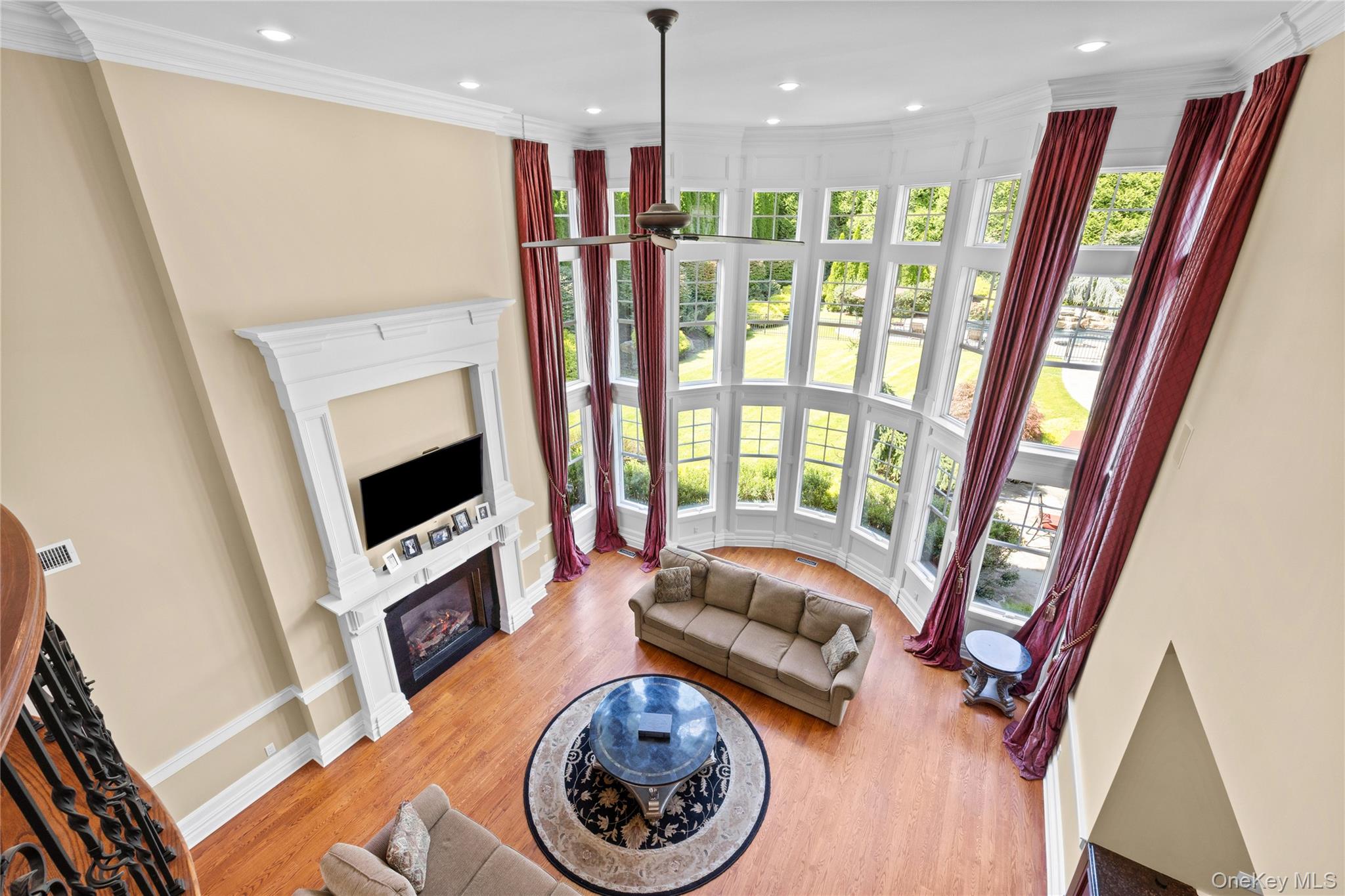 10 Meadow Glen Road Property Photo 7