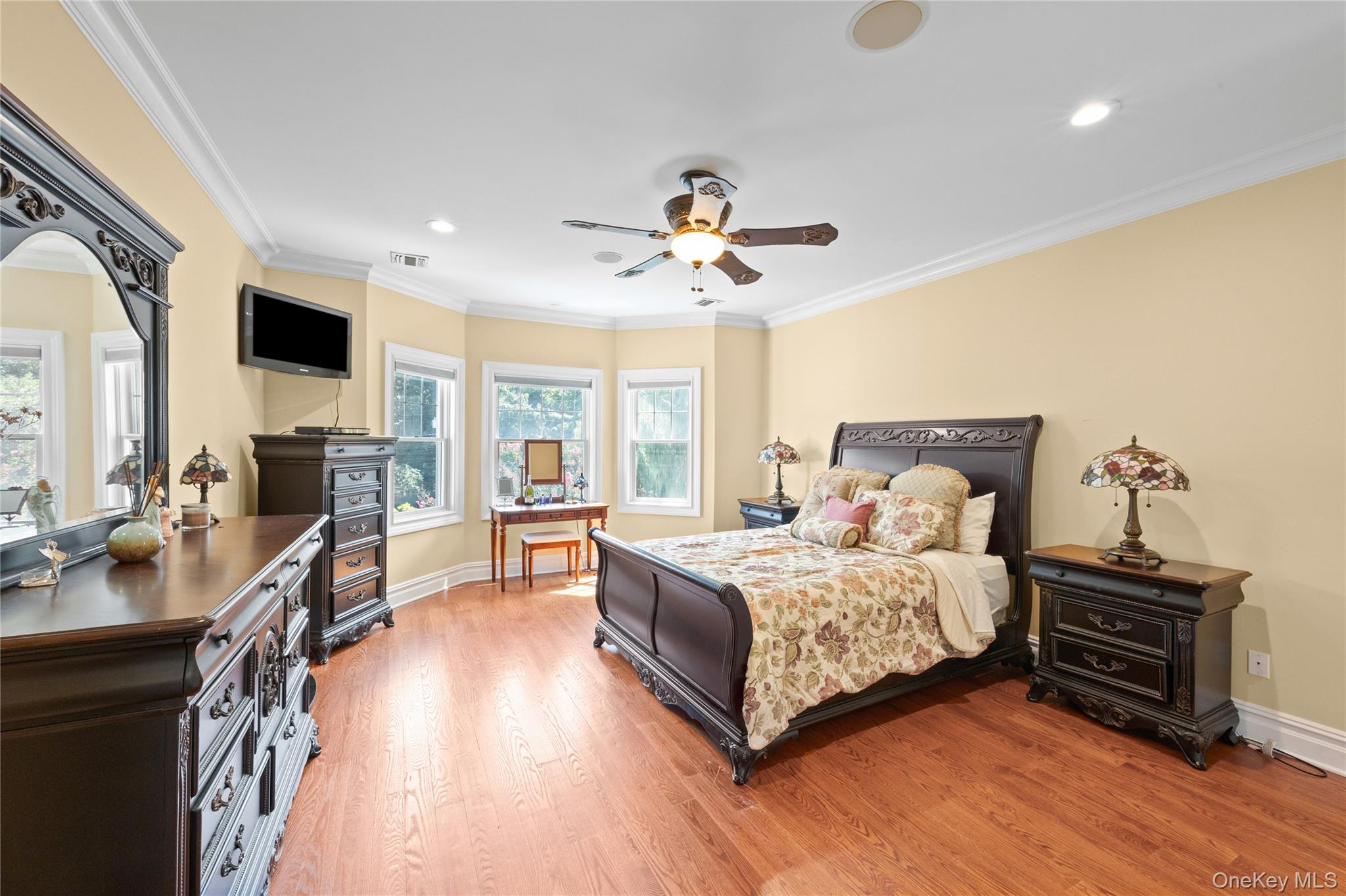 10 Meadow Glen Road Property Photo 33