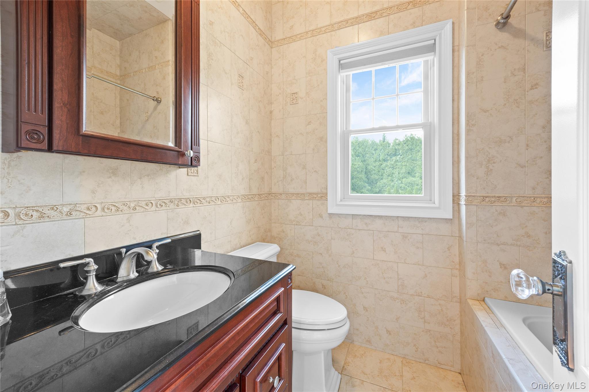 10 Meadow Glen Road Property Photo 39