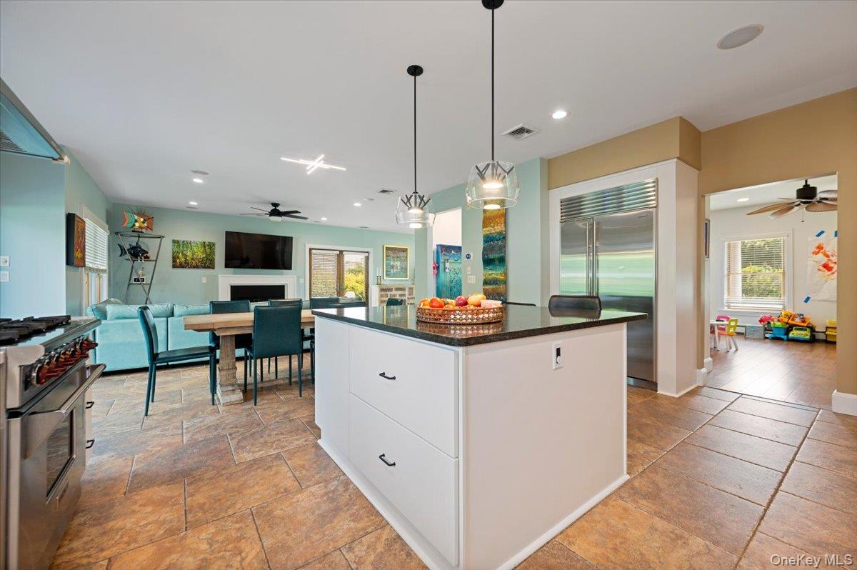 2064 Pacific Boulevard Property Photo 14