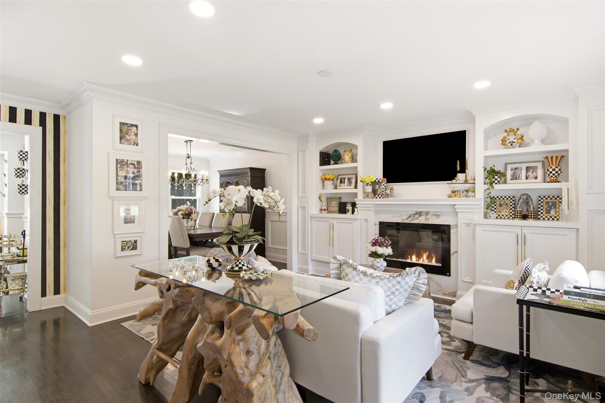 8 Glen Way Property Photo 6
