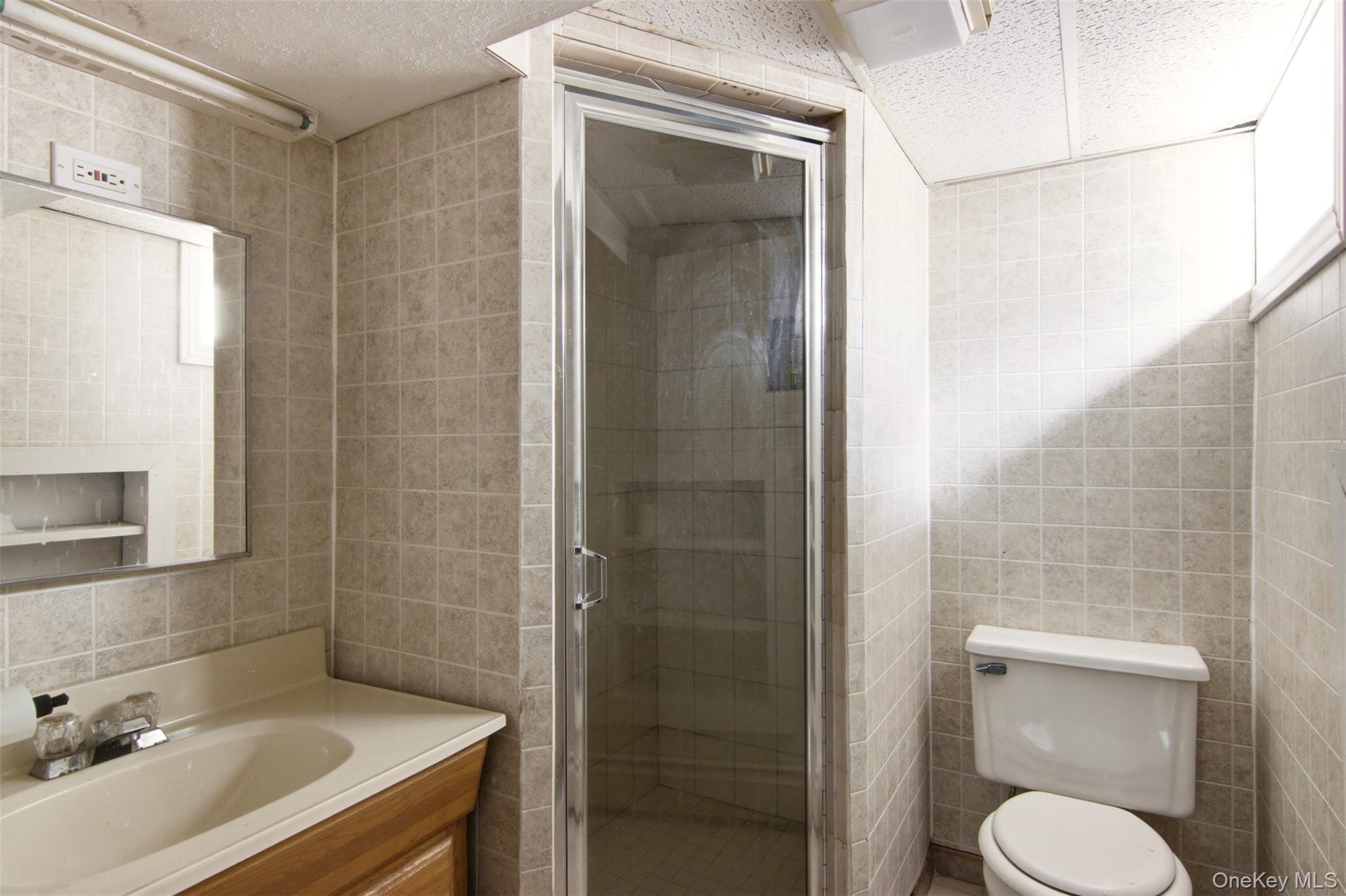 8 Glen Way Property Photo 36