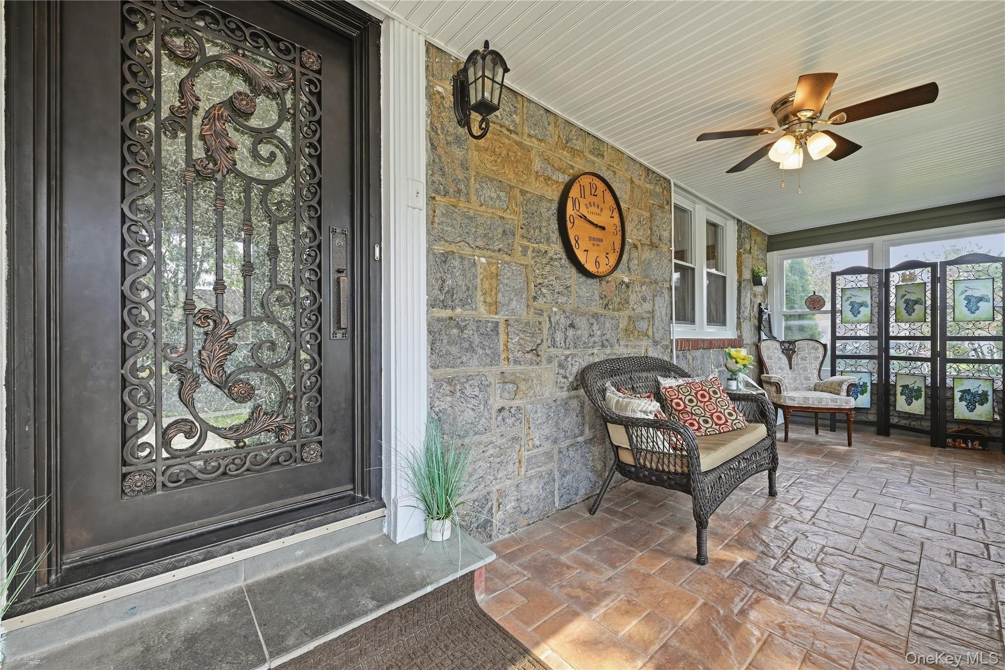 630 9th Street Property Photo 2