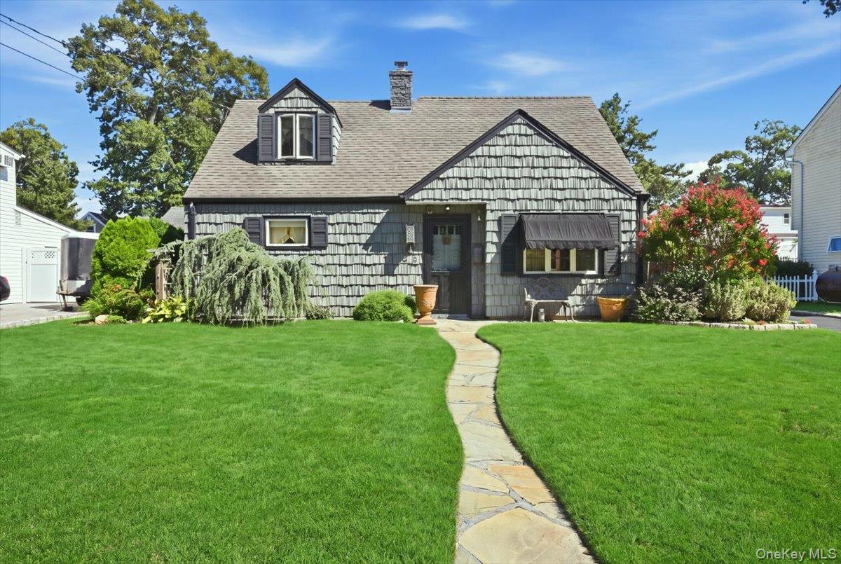 65 Riverside Avenue Property Photo 1