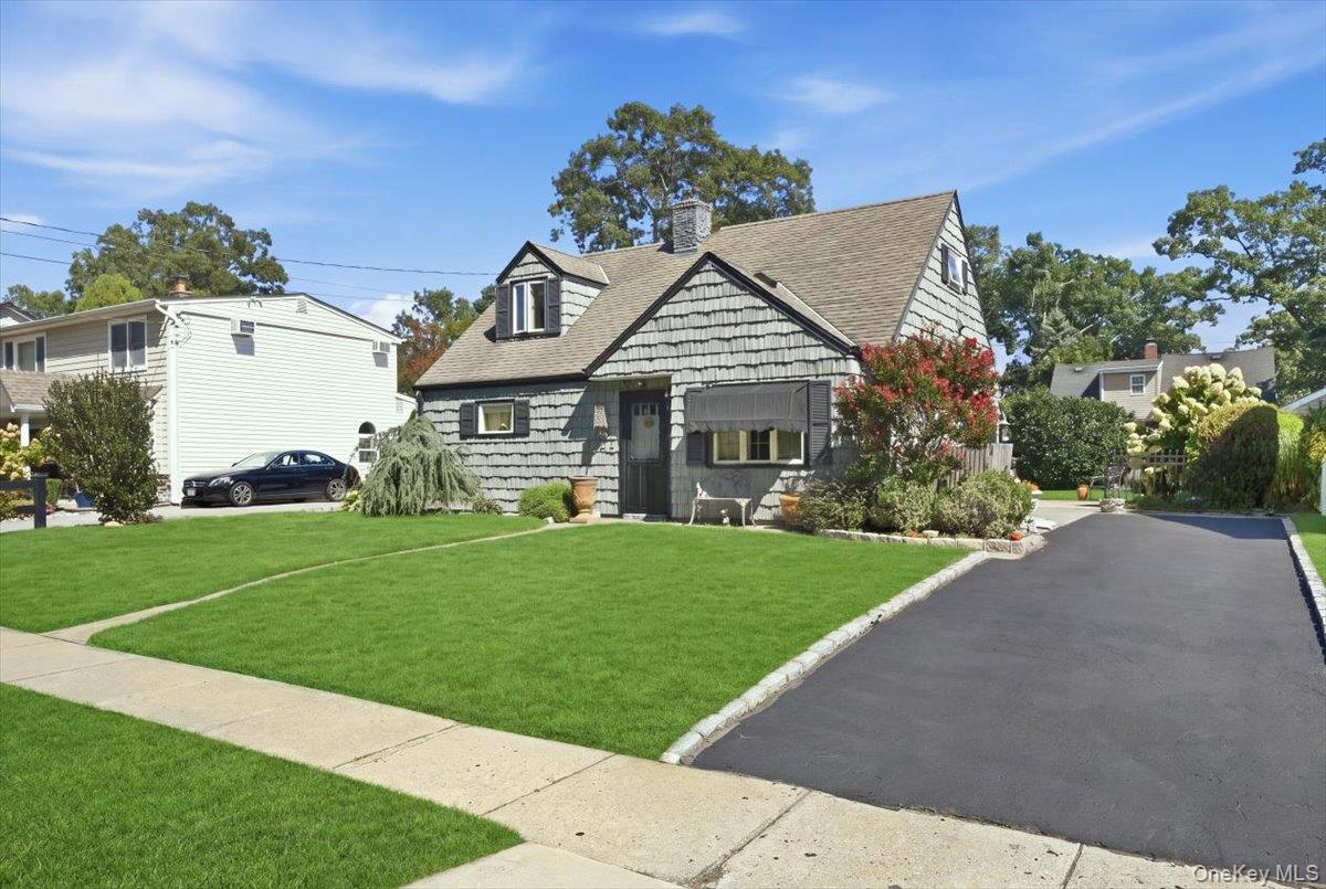 65 Riverside Avenue Property Photo 2