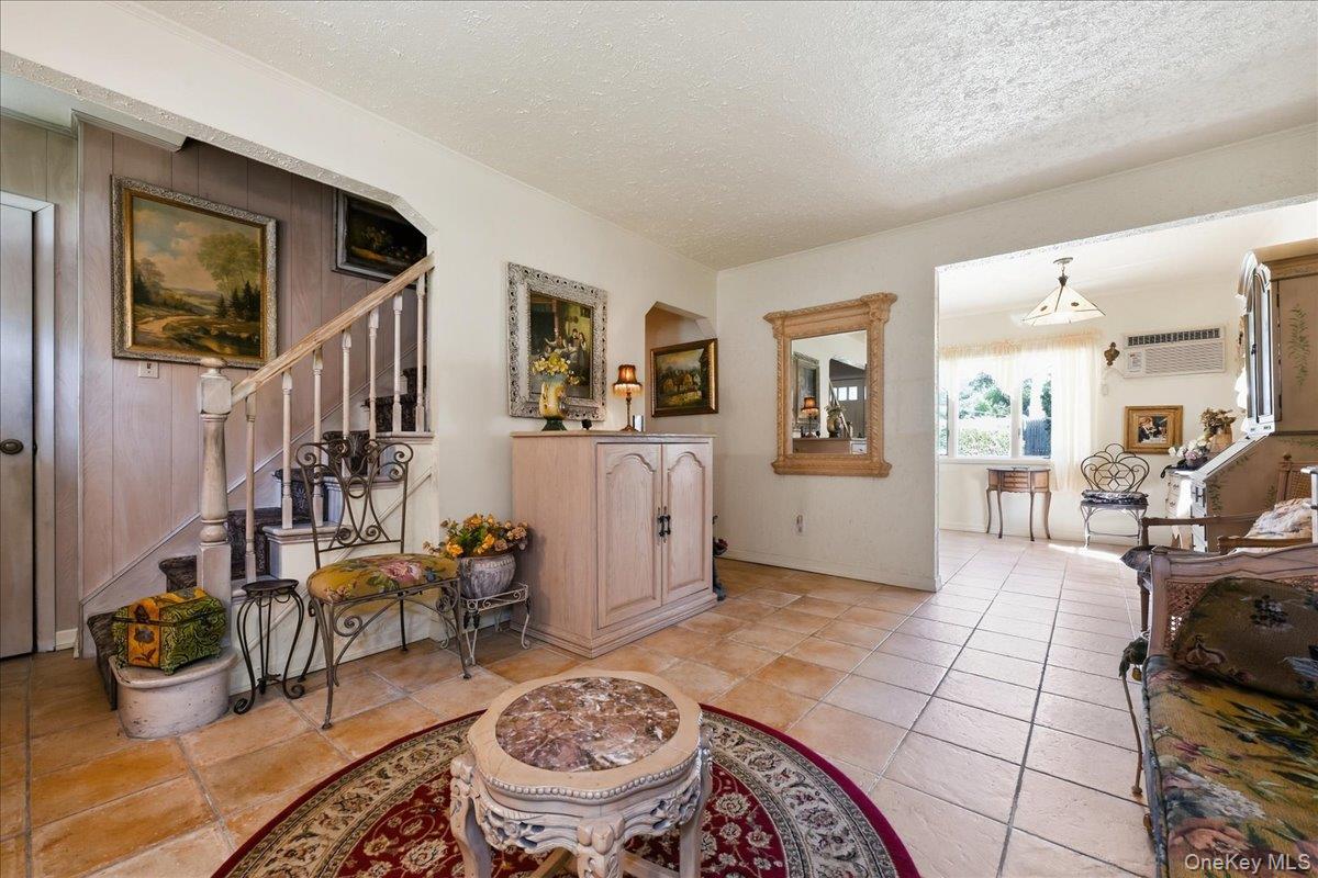 65 Riverside Avenue Property Photo 4