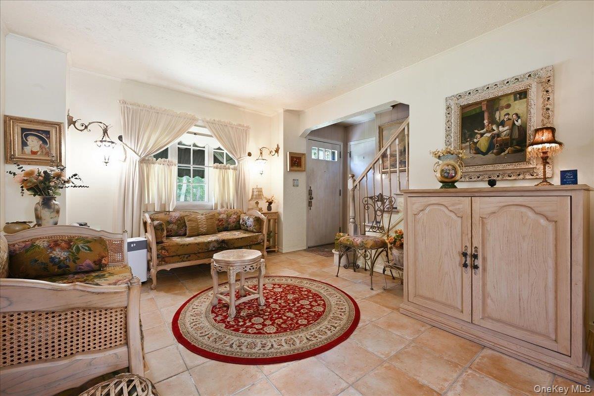 65 Riverside Avenue Property Photo 5
