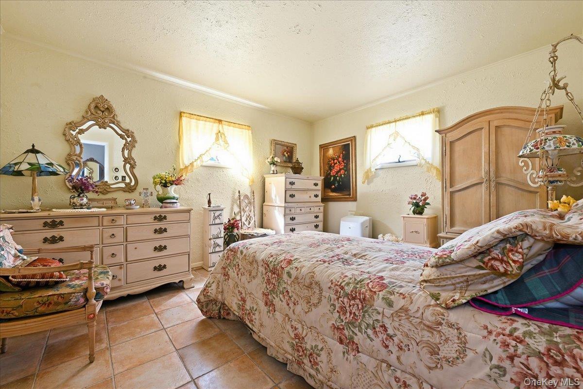 65 Riverside Avenue Property Photo 11