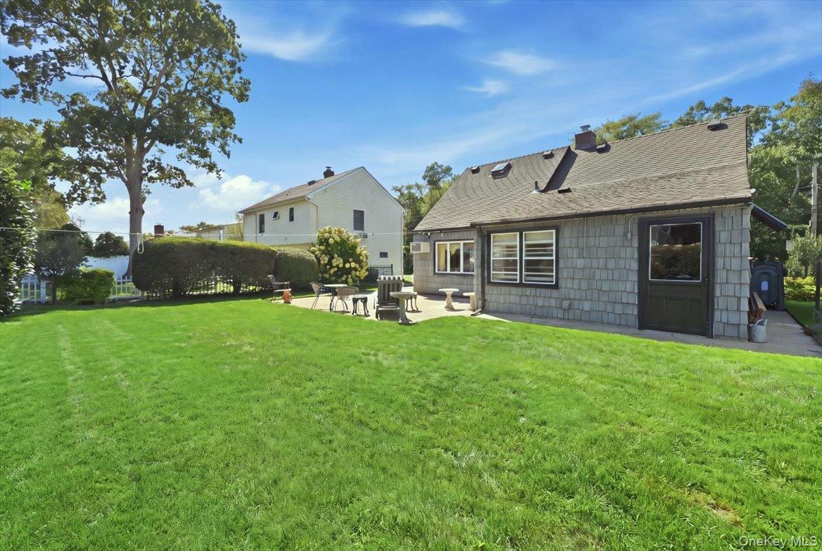 65 Riverside Avenue Property Photo 23