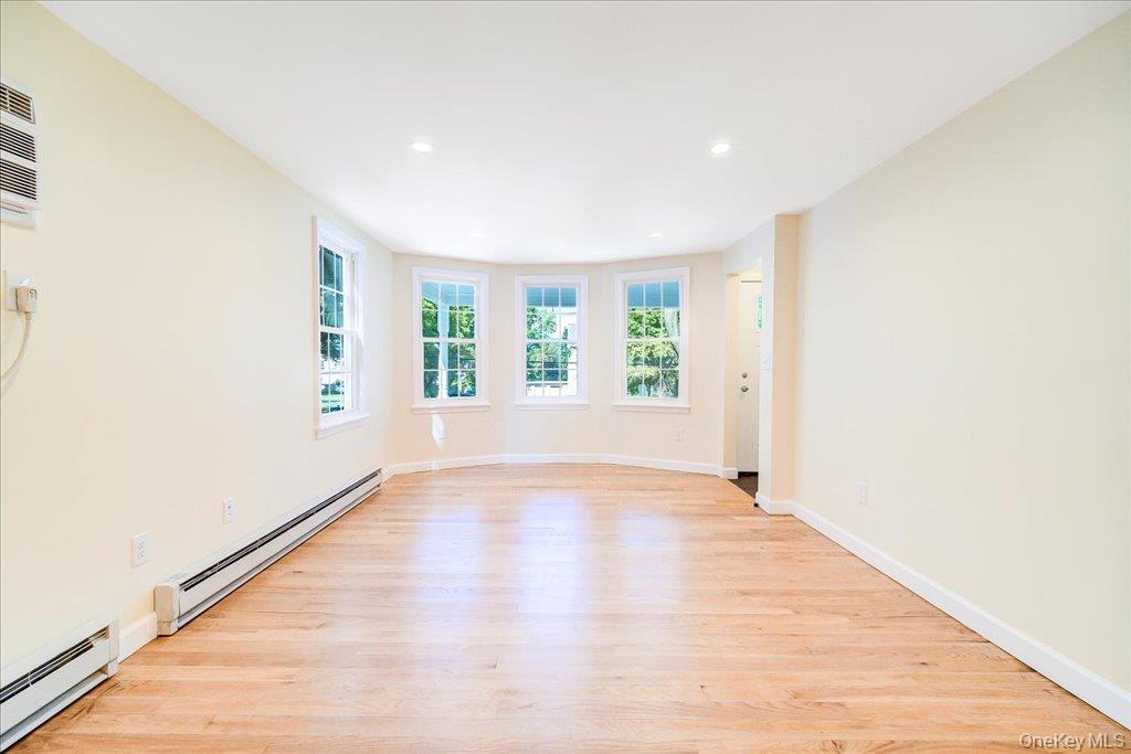 91 Delafield Street Property Photo 4
