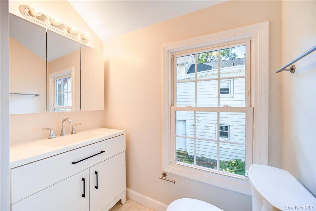91 Delafield Street Property Photo 32