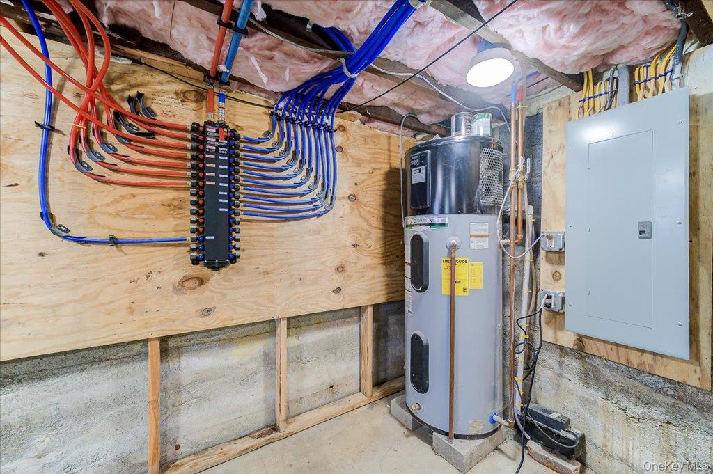 91 Delafield Street Property Photo 37