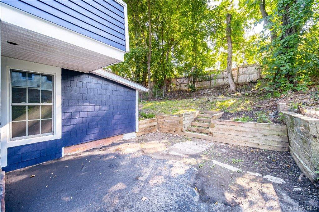 91 Delafield Street Property Photo 38