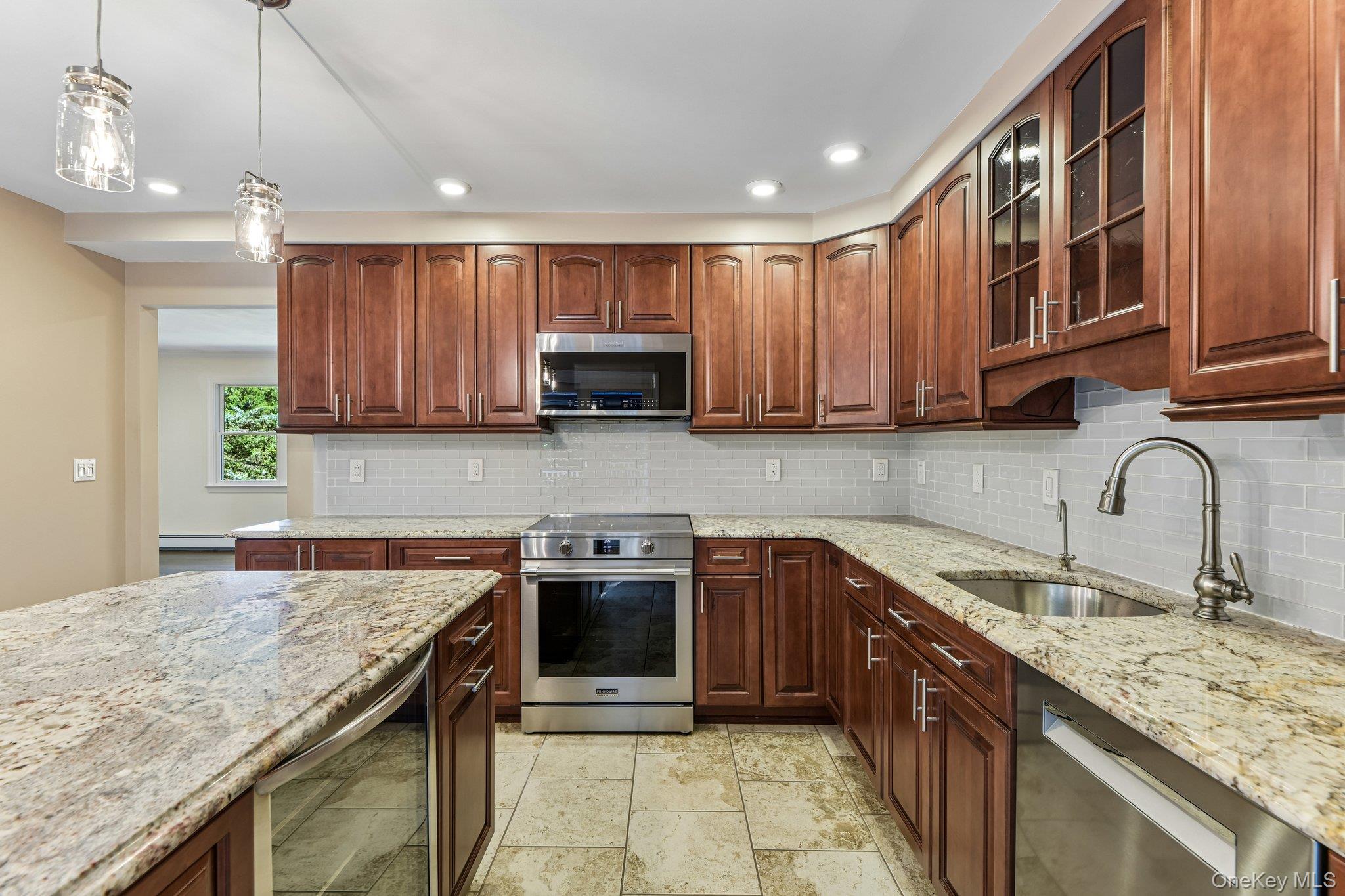 56 Sandy Hollow Road Property Photo 12
