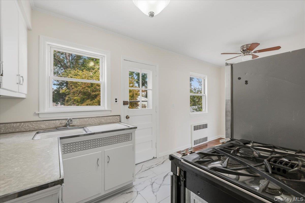 177 Toronto Avenue Property Photo 10