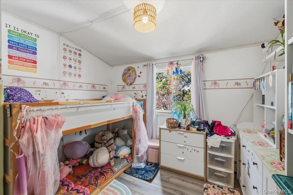 177 Toronto Avenue Property Photo 15