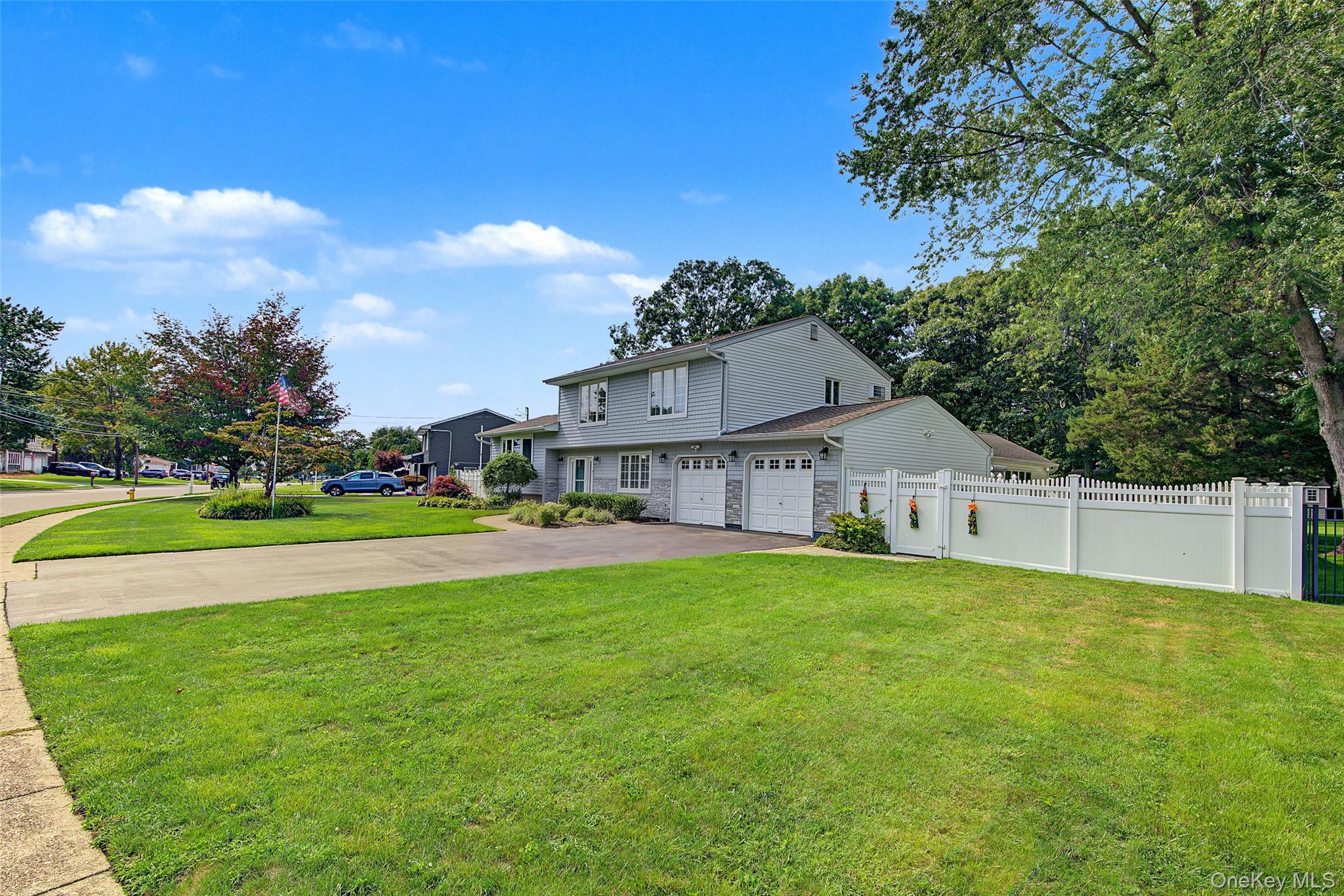 105 Nathan Drive Property Photo 2