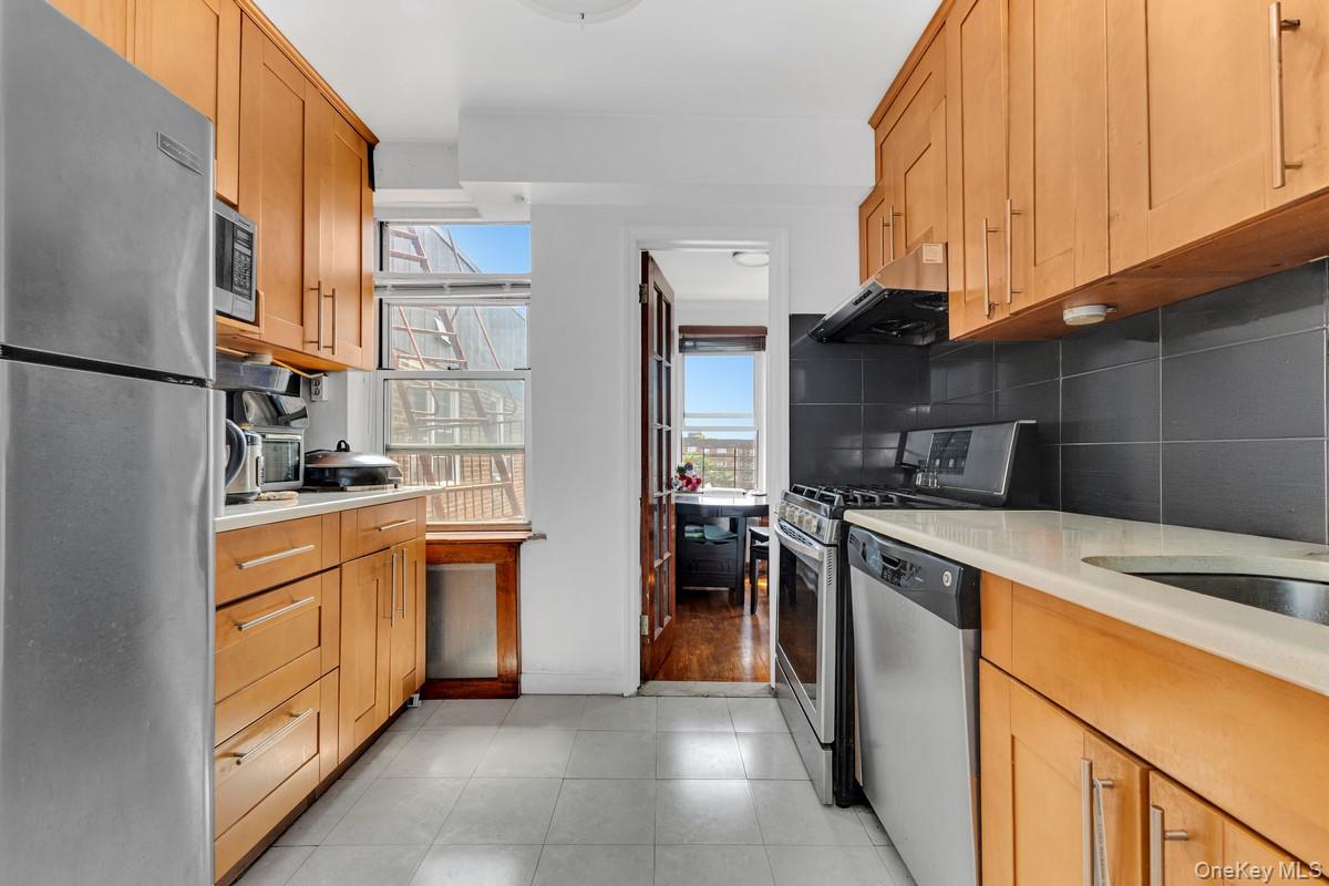 105-34 65th Avenue 6e Property Photo 1