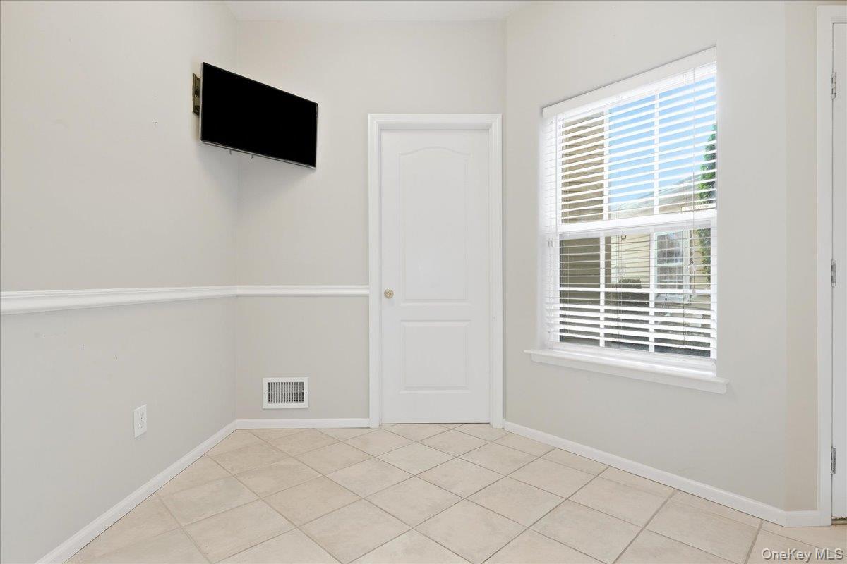 89 Windwatch Drive Property Photo 3