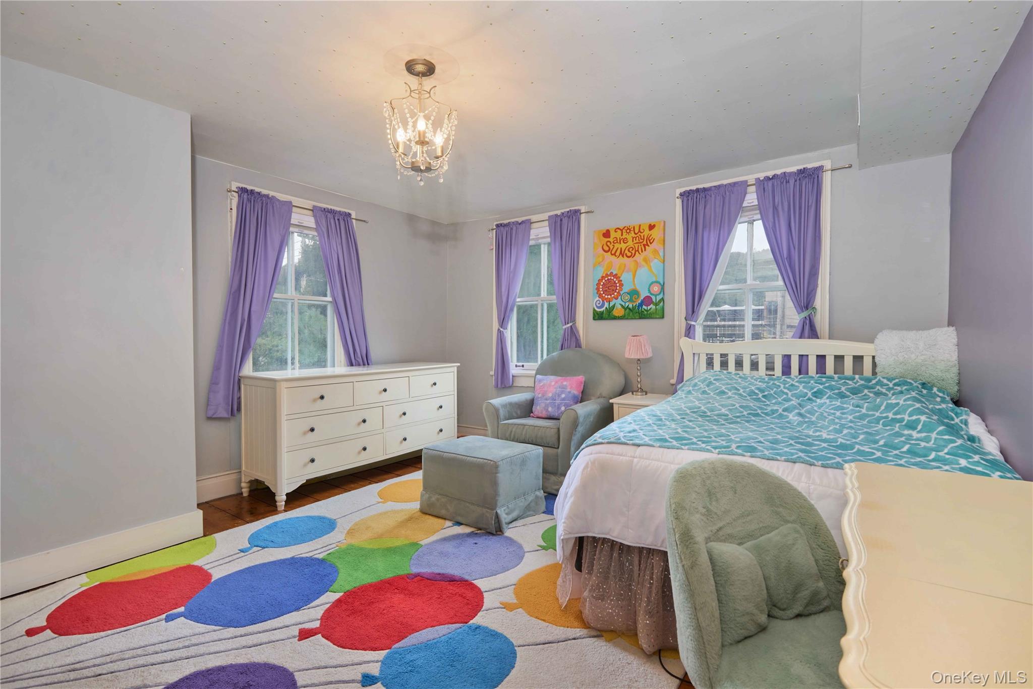 1641 Northern Boulevard Property Photo 3