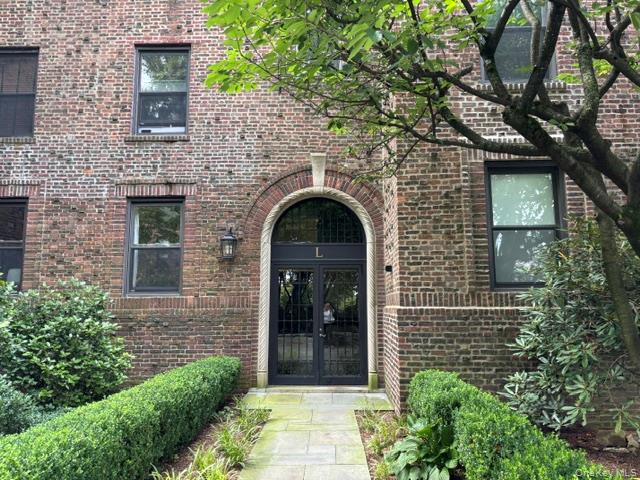 64 Sagamore Road 6l Property Photo 11