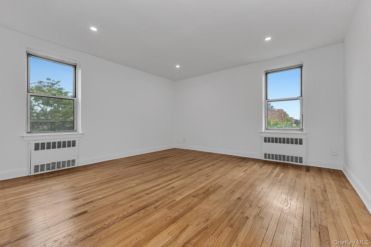 65-35 Yellowstone . Boulevard 6f Property Photo 6