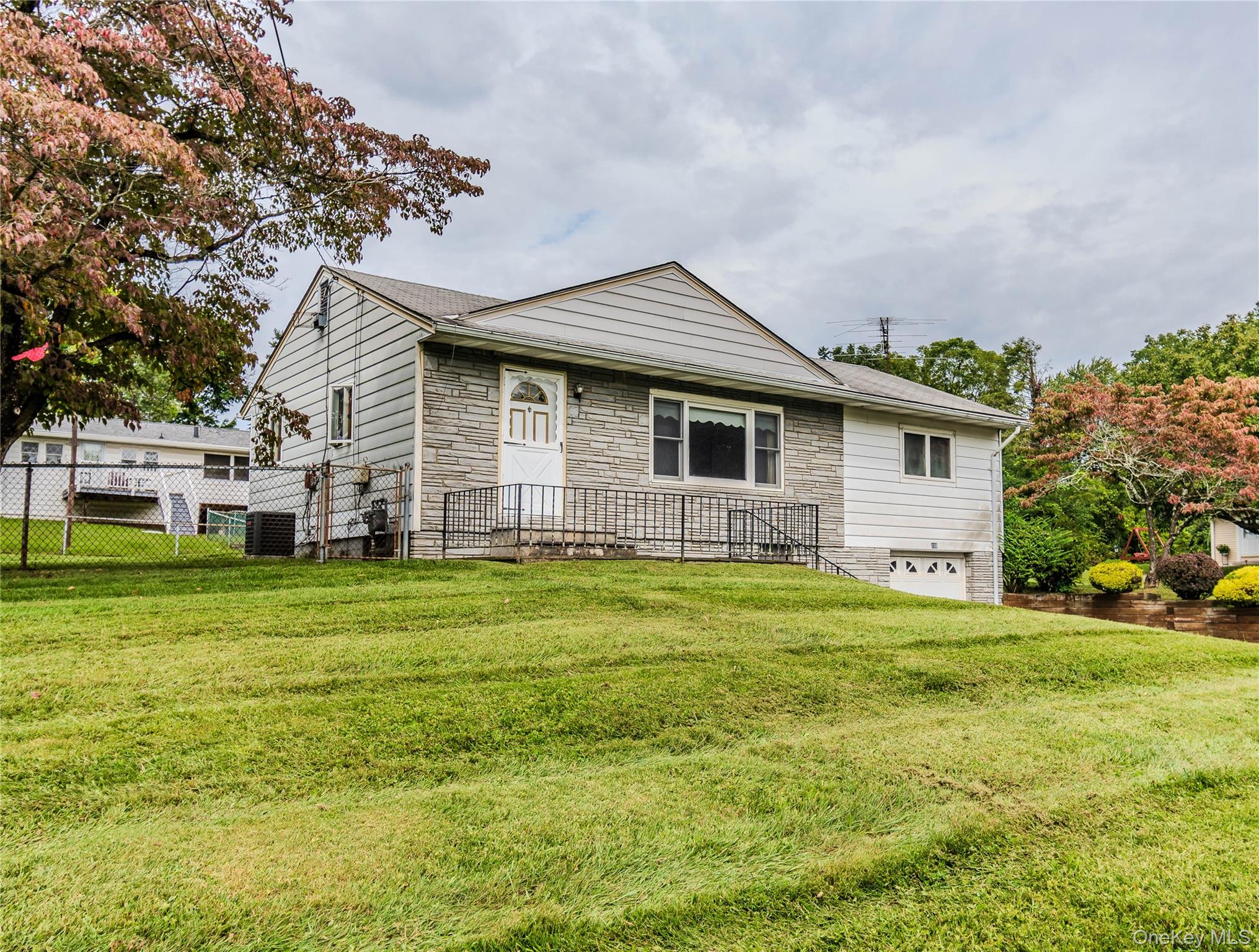 108 Wood Street Property Photo 1
