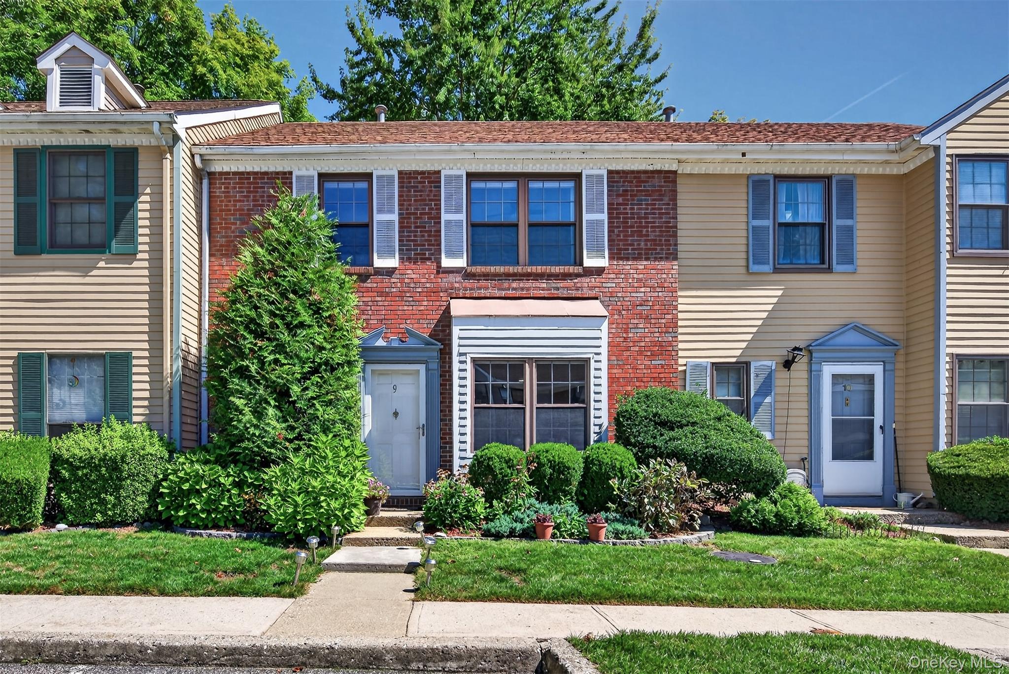 9 Redtwig Court Property Photo 1