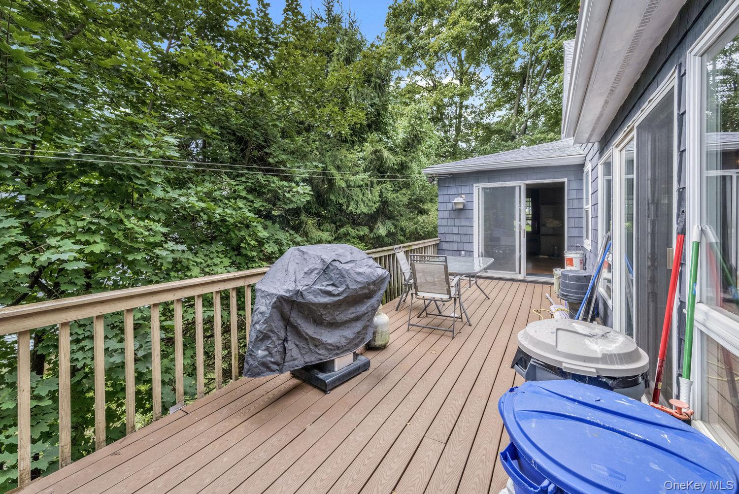 4 W Livingston Street Property Photo 23