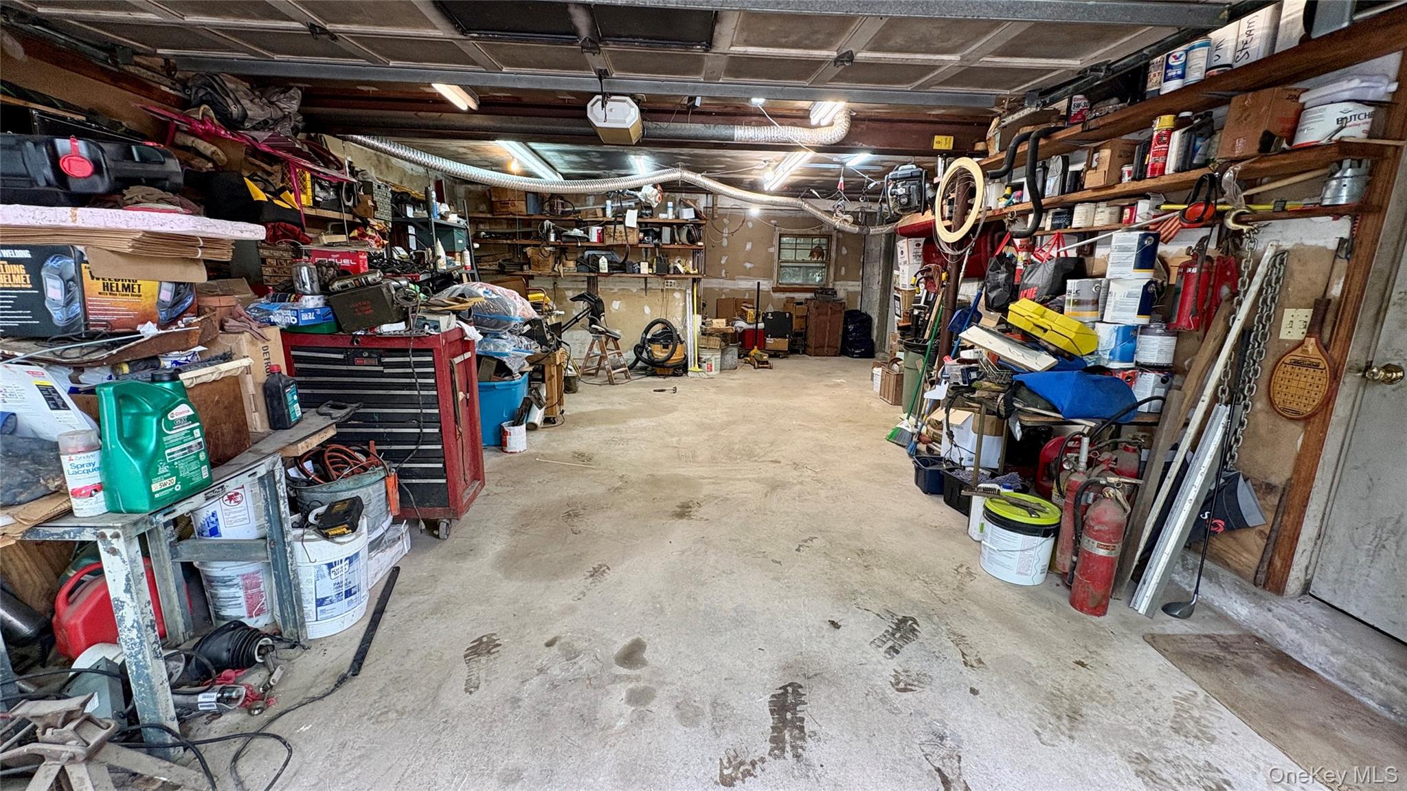 4 W Livingston Street Property Photo 25