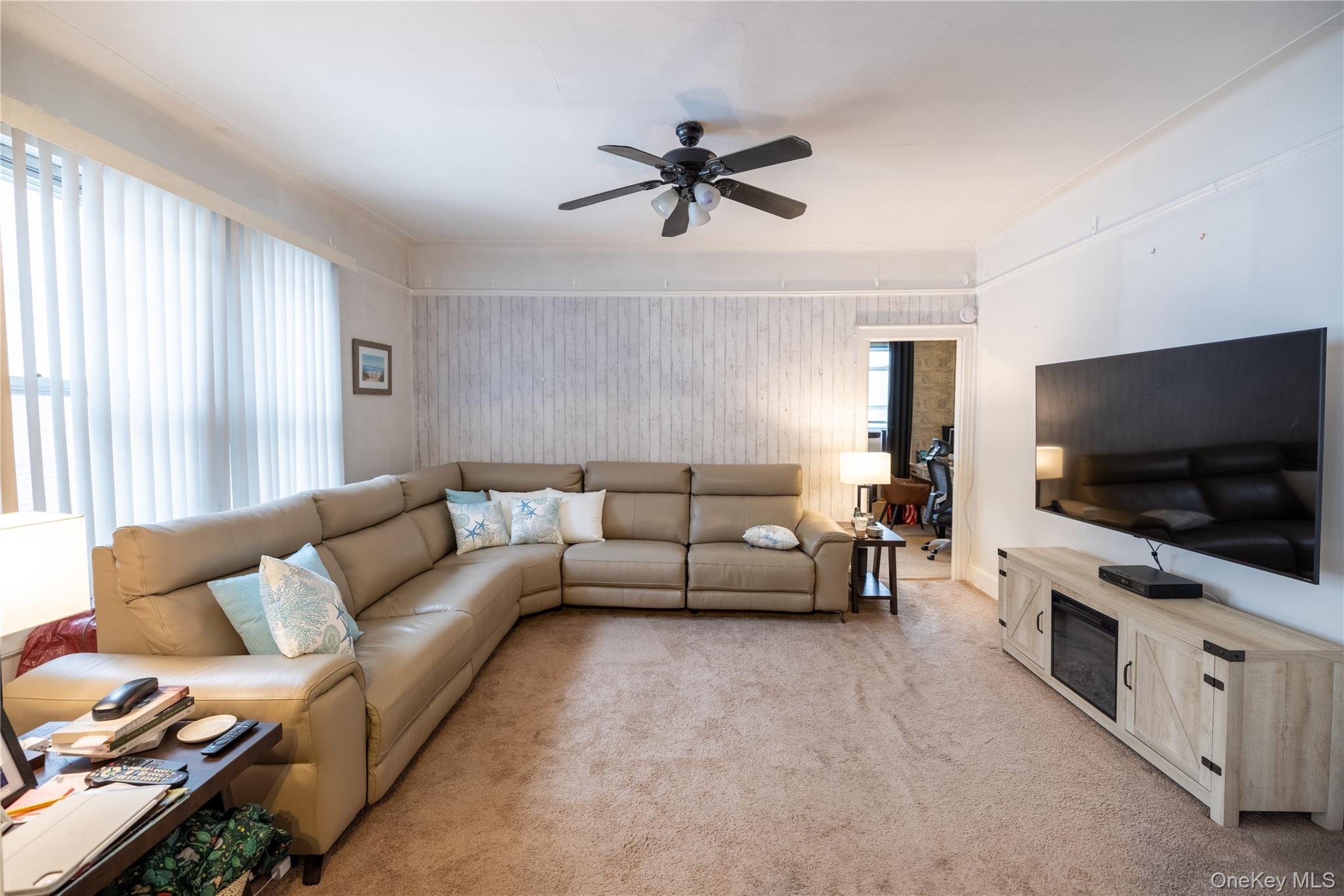 3931 201st Street Property Photo 15
