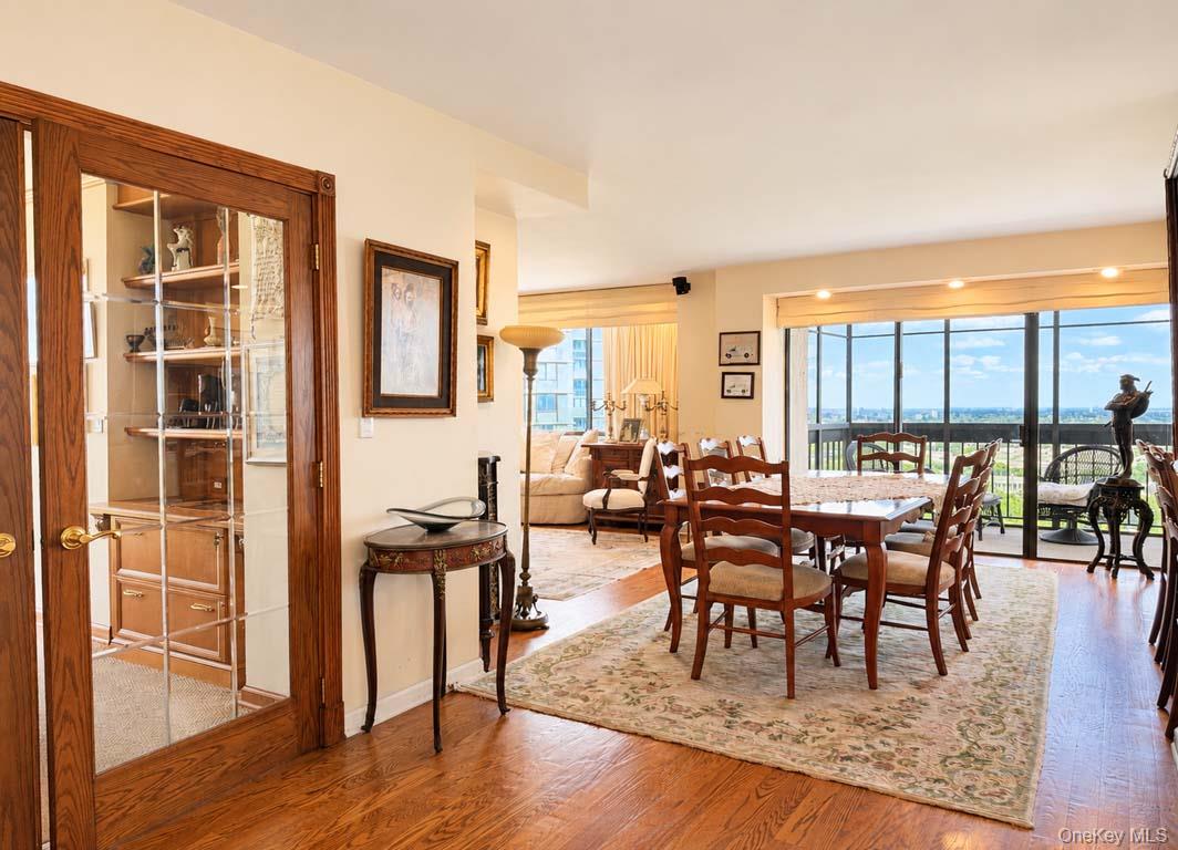 27010 Grand Central Parkway 18e Property Photo 3
